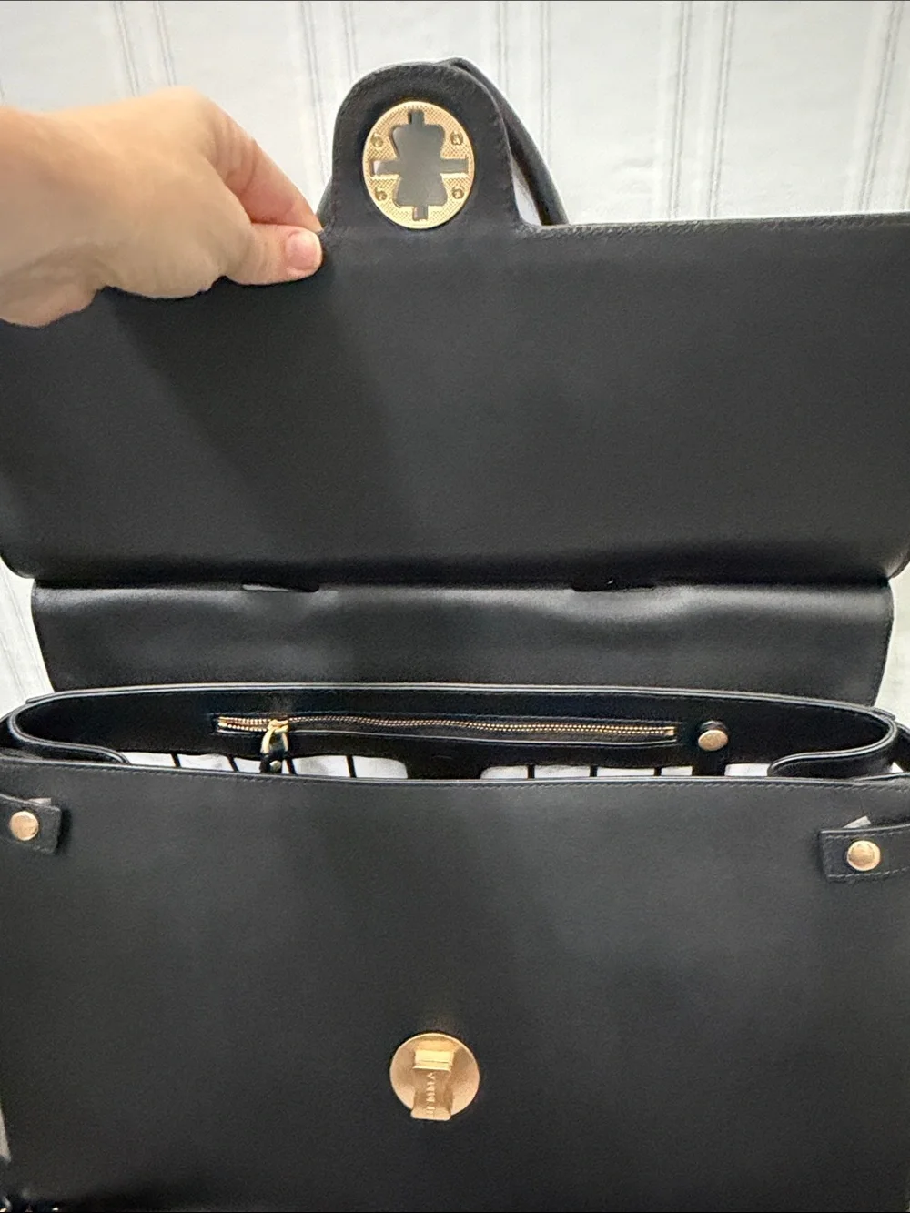 This JEMMA Emma Traveler 39 NWOT